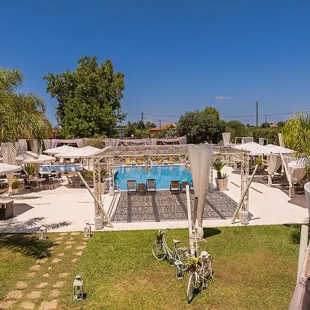 Amalias Hotel Kourouta