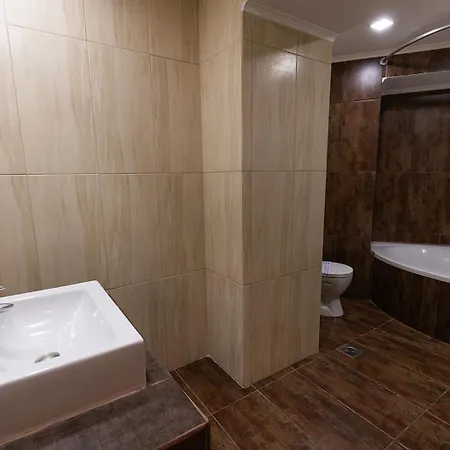 Hotel Amalias 3*