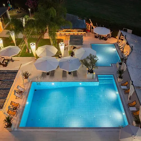Hotel Amalias 3*